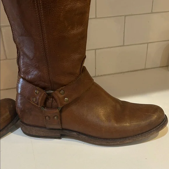 Frye Brown Heeled Boots - Picture 3 of 12